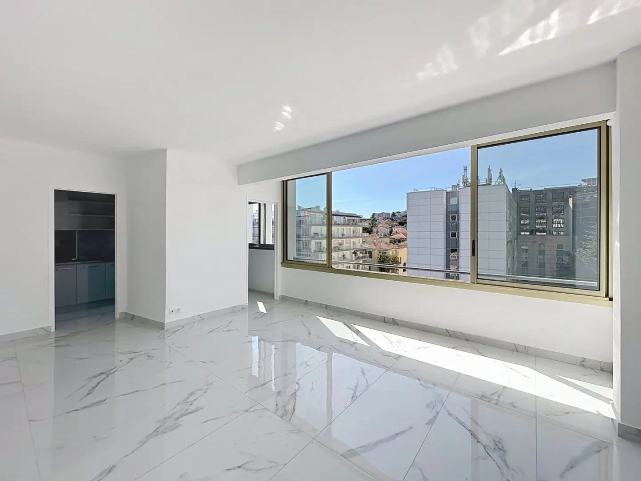 Квартира в Каннах, Франция, 80 м² - фото 2