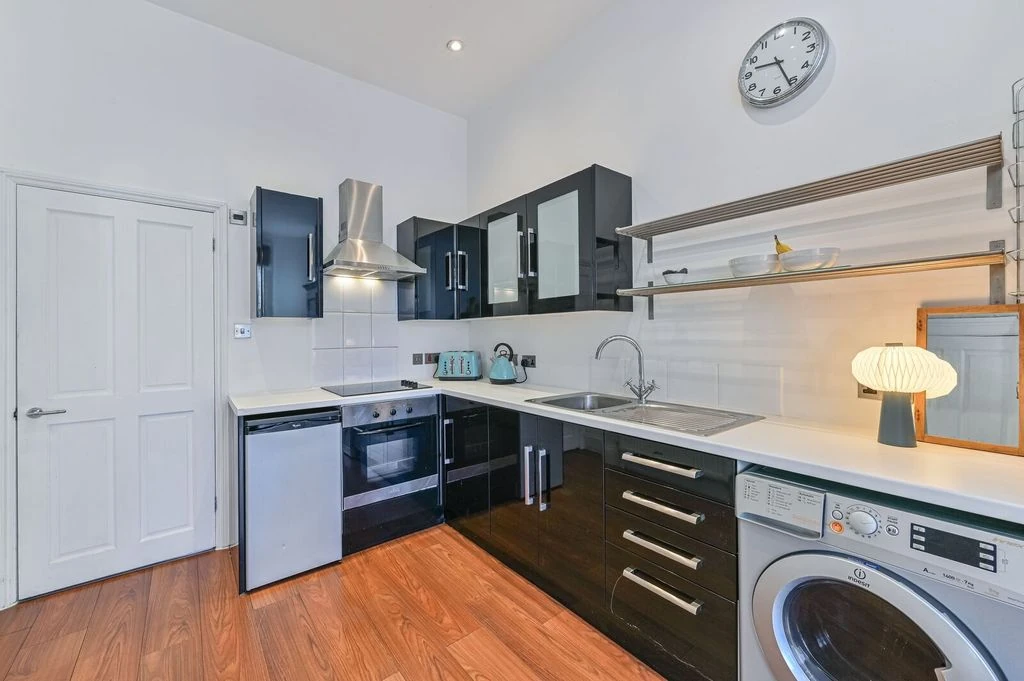 Квартира в Лондоне, Великобритания, 31 м² - фото 2