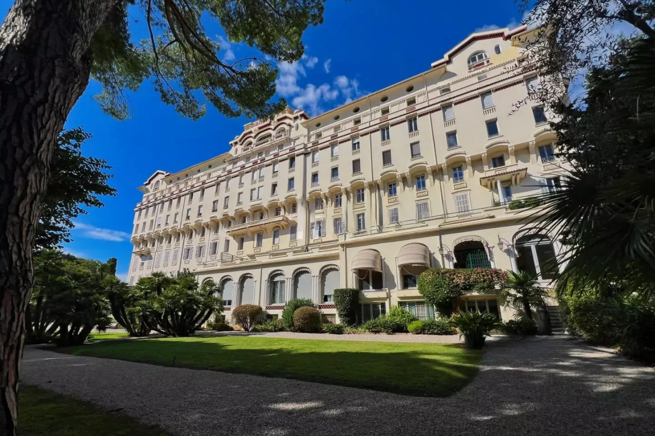 Квартира в Каннах, Франция, 90 м² - фото 2
