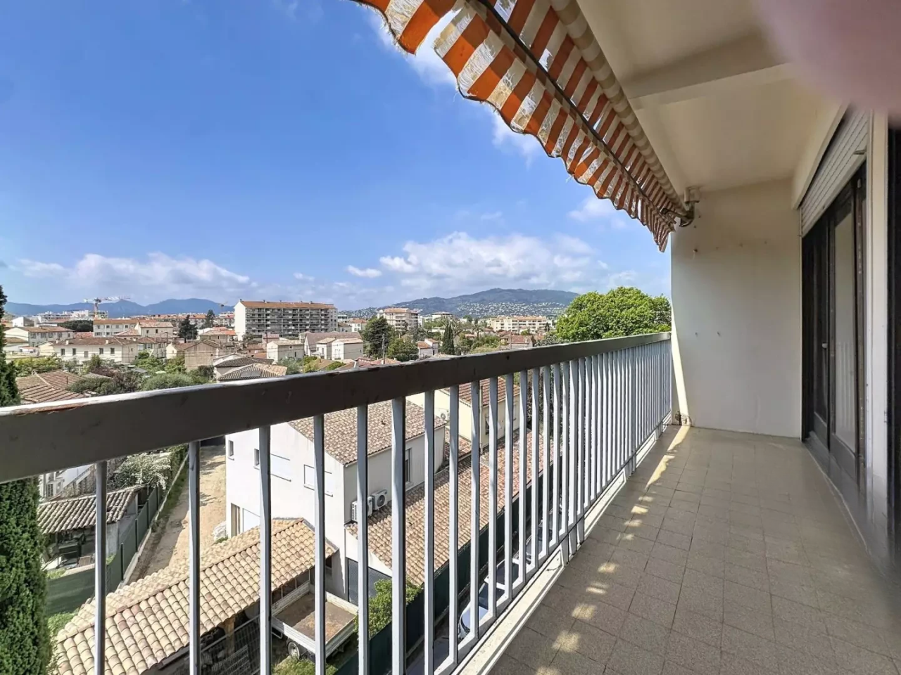 Квартира в Каннах, Франция, 84 м² - фото 2