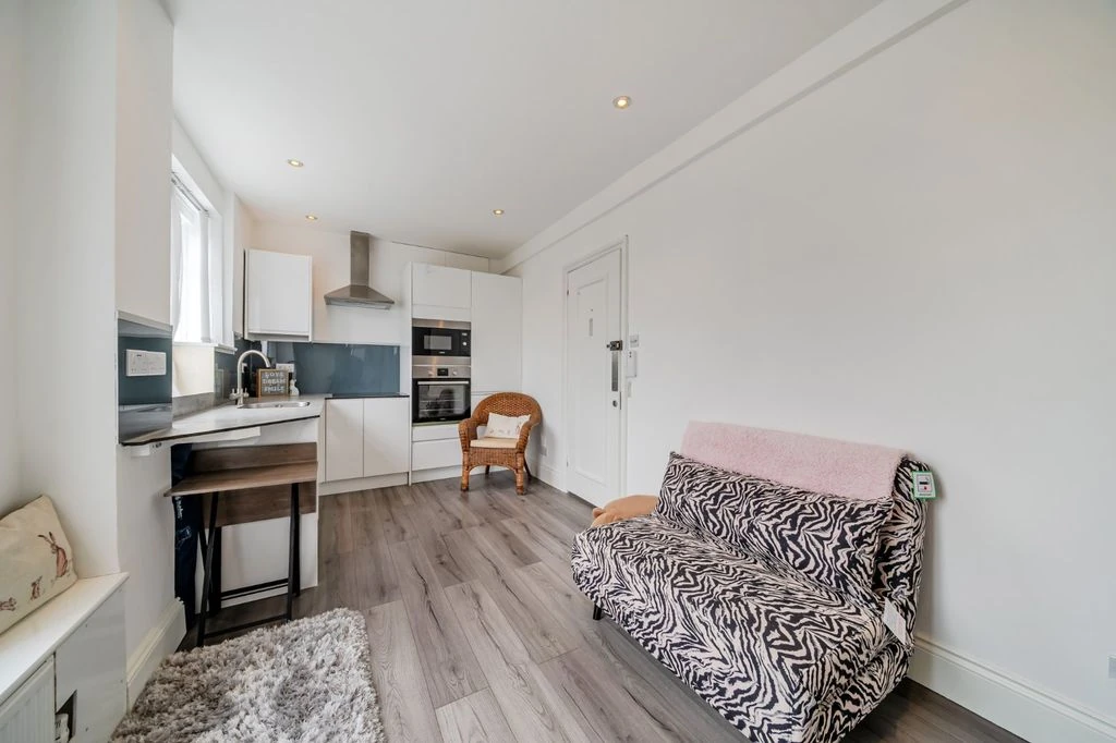 Квартира в Лондоне, Великобритания, 18 м² - фото 4