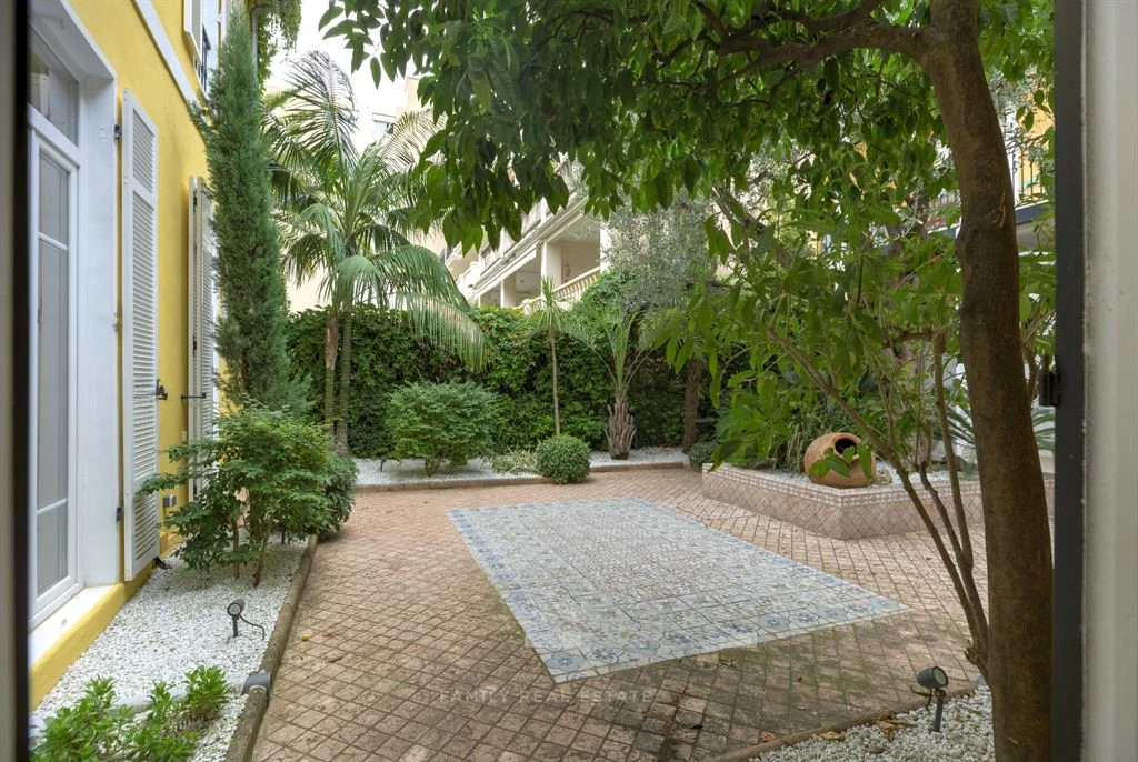 Квартира в Каннах, Франция, 131 м² - фото 4