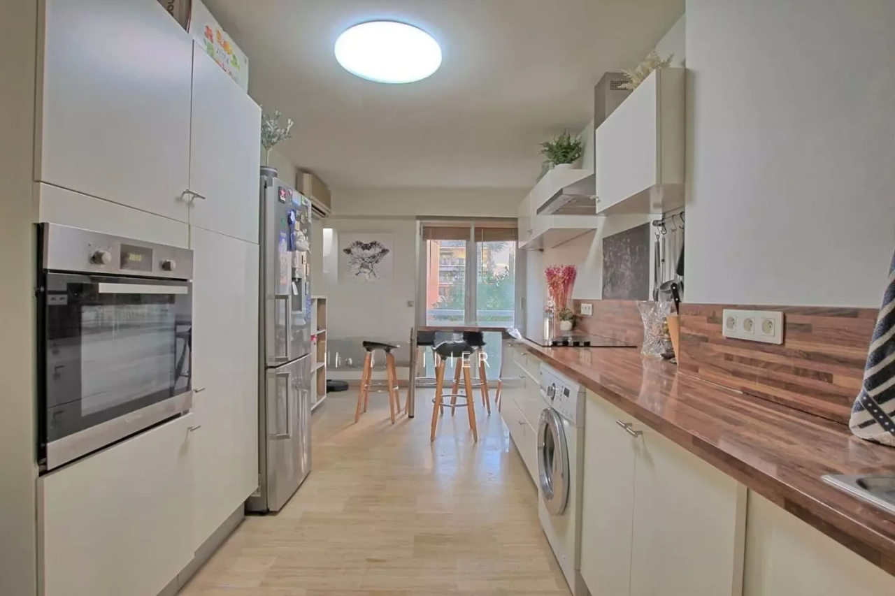 Квартира в Каннах, Франция, 131 м² - фото 6