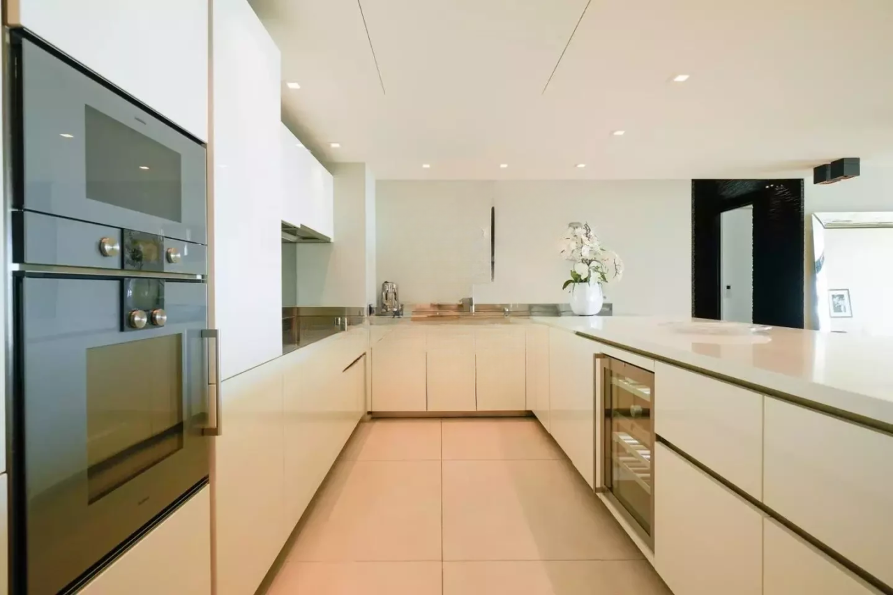 Квартира в Каннах, Франция, 225 м² - фото 8