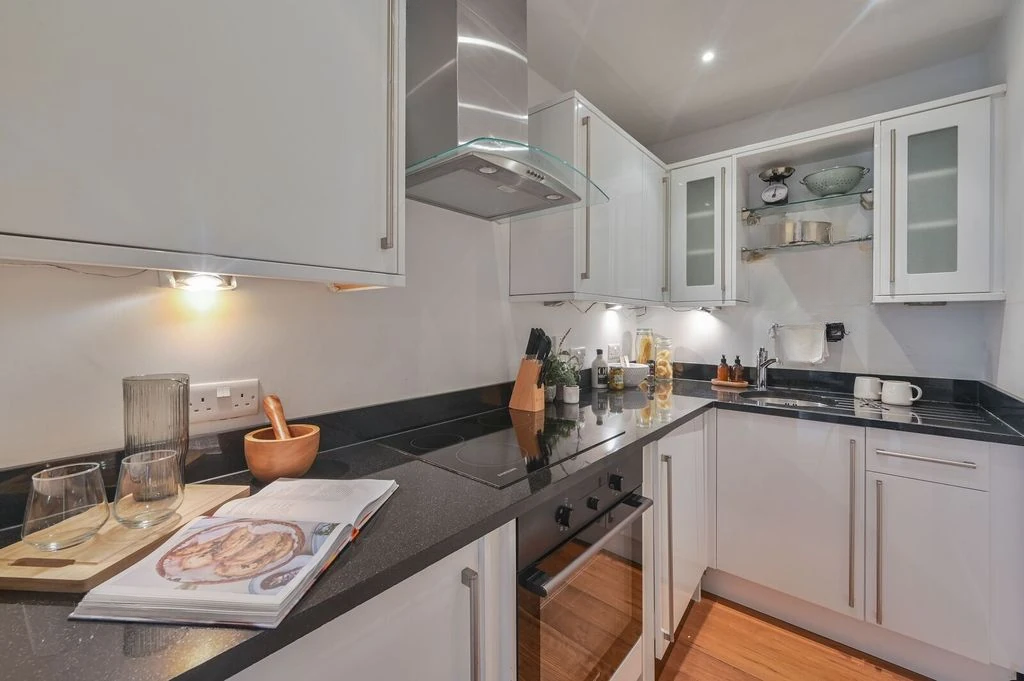 Квартира в Лондоне, Великобритания, 52 м² - фото 13