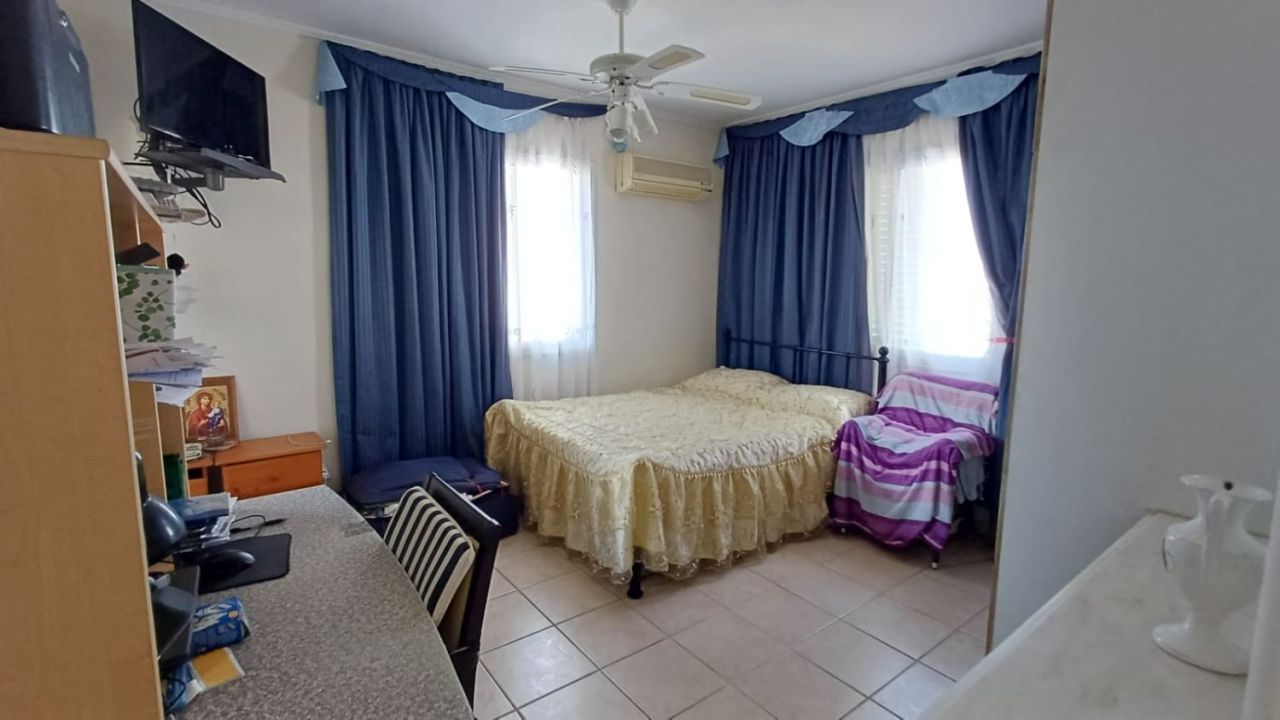 Апартаменты в Хлораке, Кипр, 130 м² - фото 12