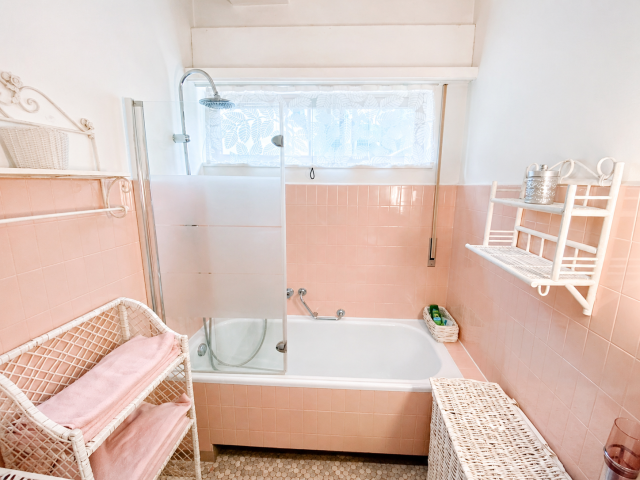 Квартира в Кампионе-д'Италия, Италия, 100 м² - фото 11