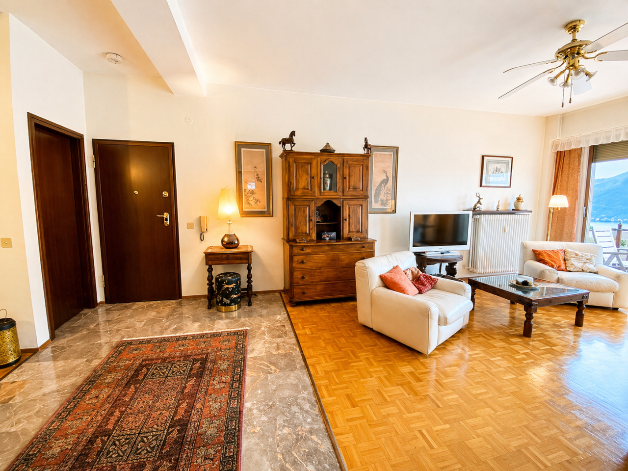 Квартира в Кампионе-д'Италия, Италия, 100 м² - фото 4