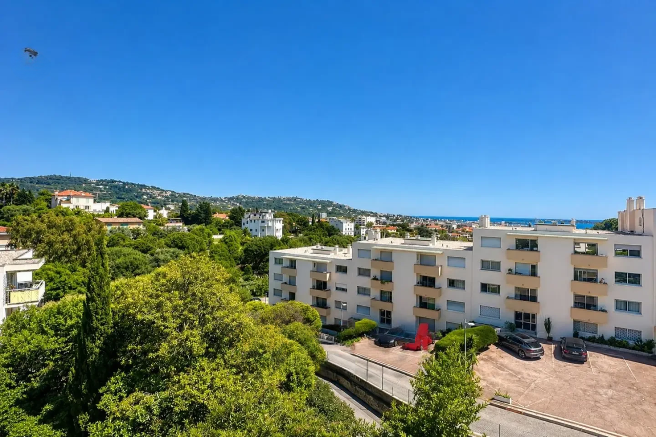 Квартира в Каннах, Франция, 60 м² - фото 1
