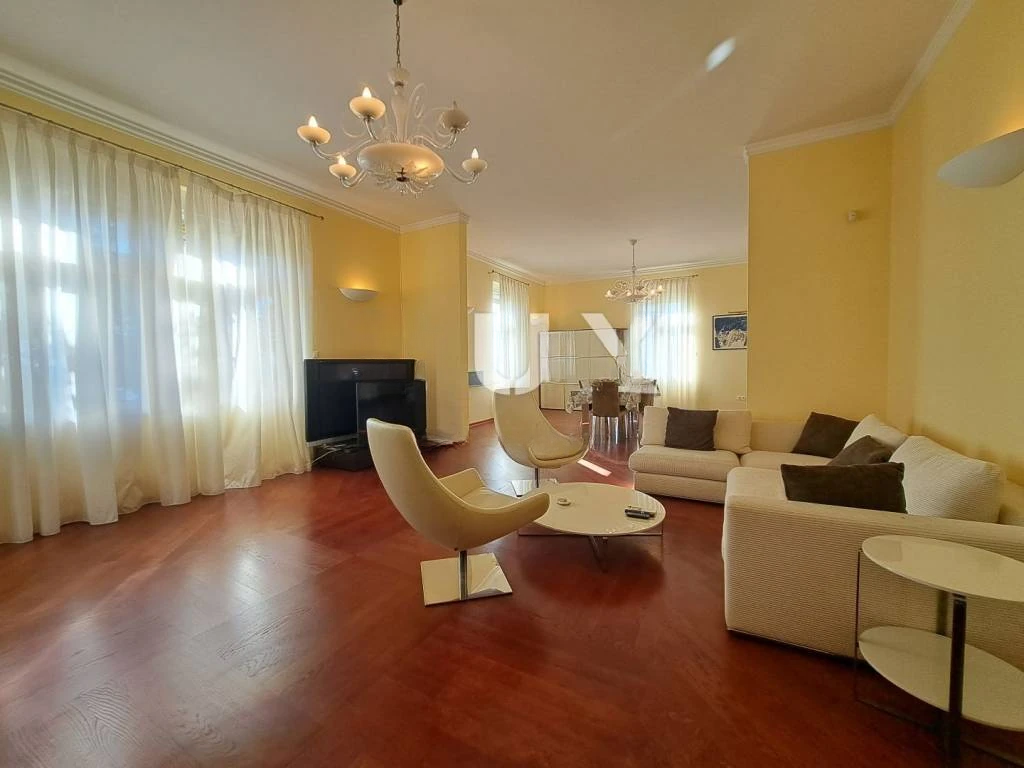 Квартира в Опатии, Хорватия, 180 м² - фото 1