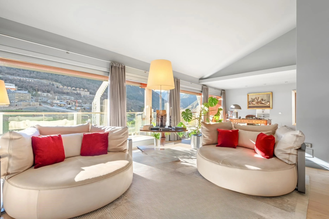 Квартира в Андорра-ла-Велье, Андорра, 330 м² - фото 1