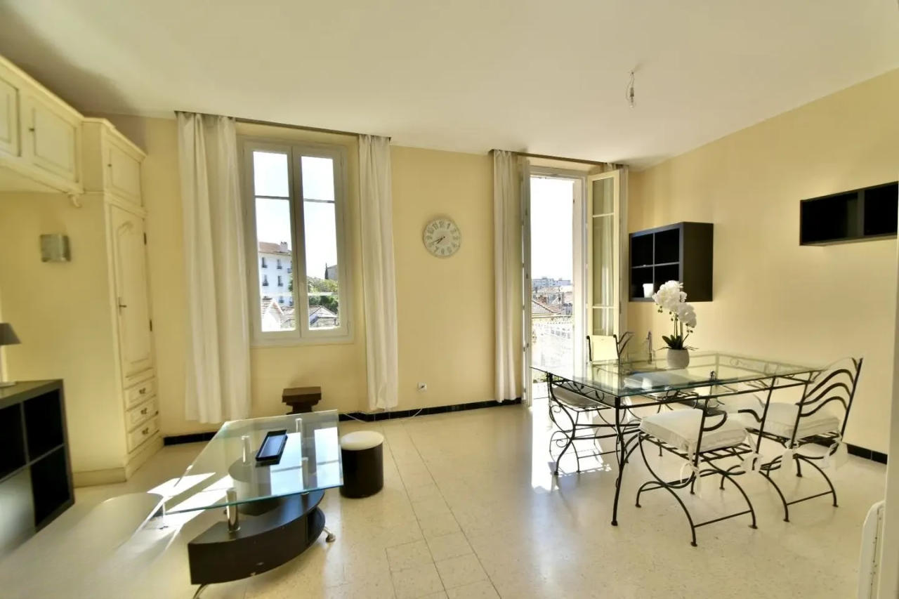 Квартира в Каннах, Франция, 42 м² - фото 1