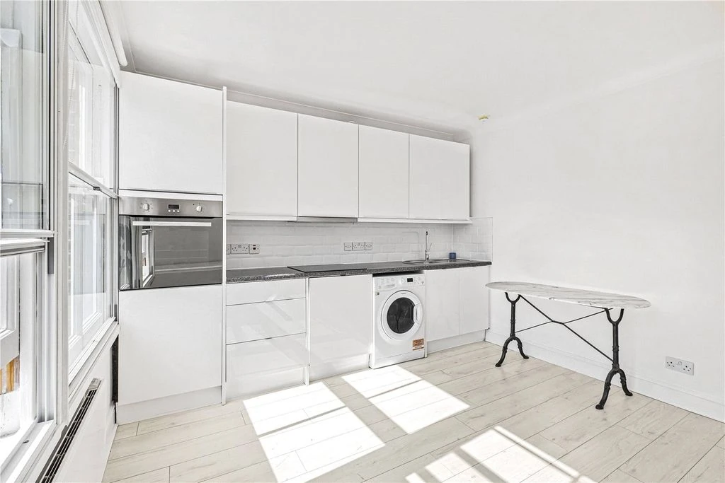 Квартира в Лондоне, Великобритания, 28 м² - фото 1