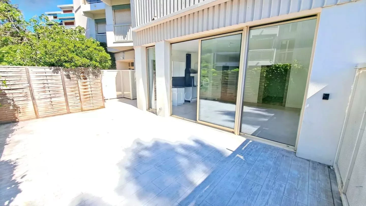 Квартира в Каннах, Франция, 50 м² - фото 1