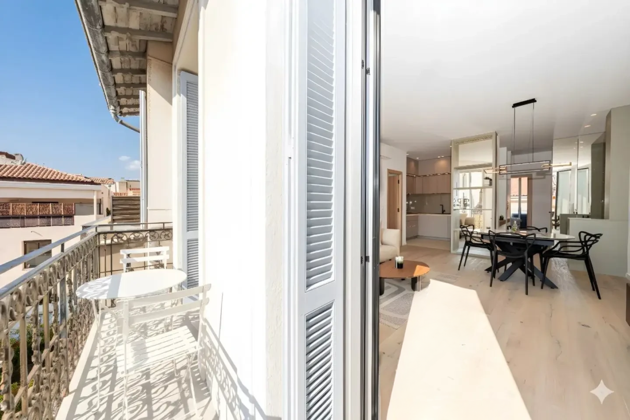 Квартира в Каннах, Франция, 85 м² - фото 1