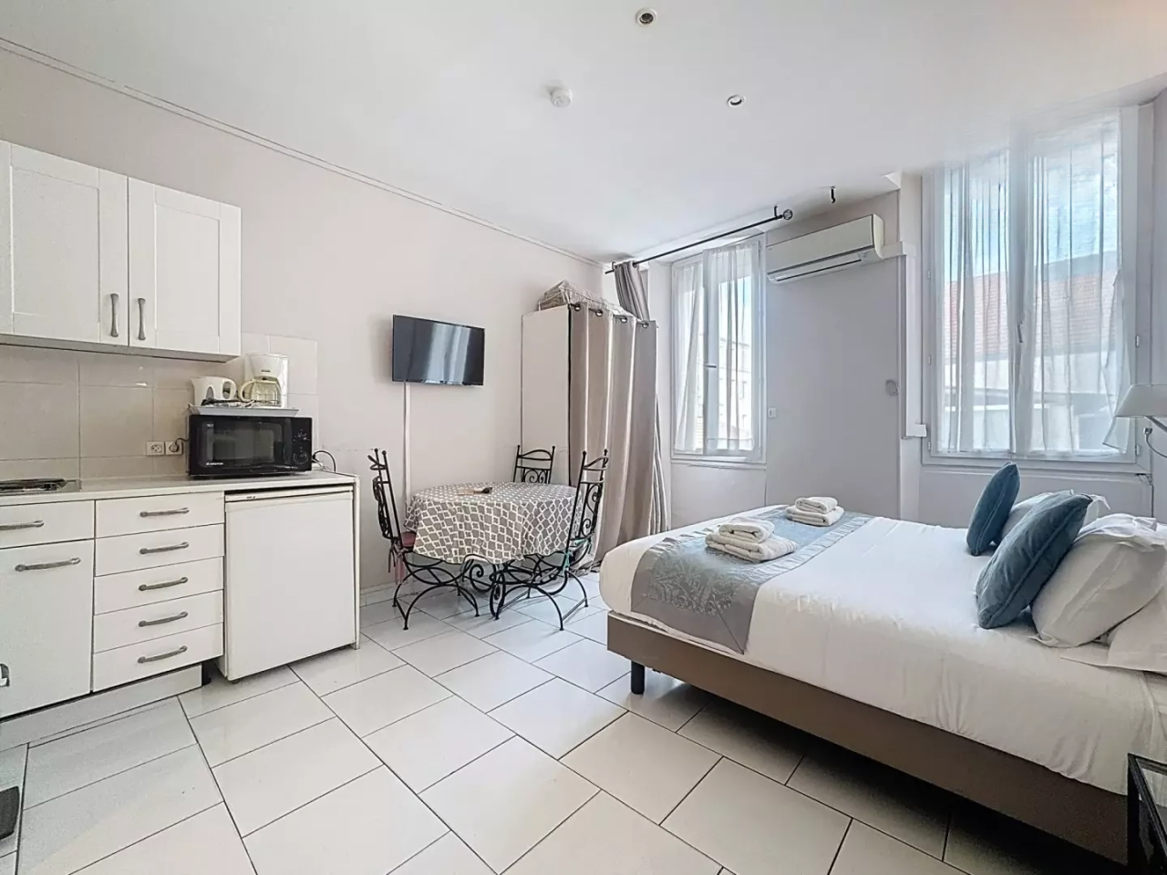 Квартира в Каннах, Франция, 93 м² - фото 2