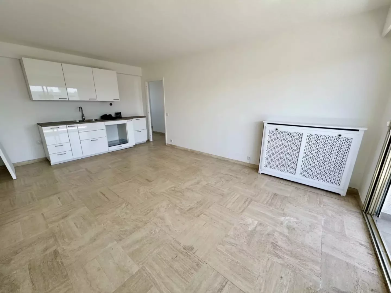 Квартира в Каннах, Франция, 58 м² - фото 2