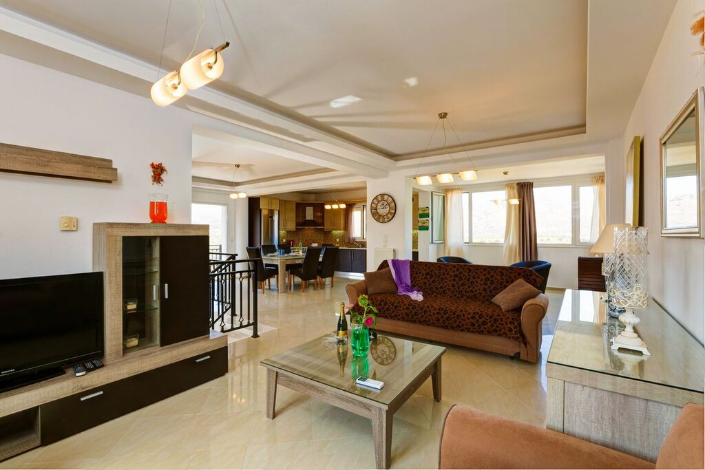 Вилла в Ираклионе, Греция, 250 м² - фото 9