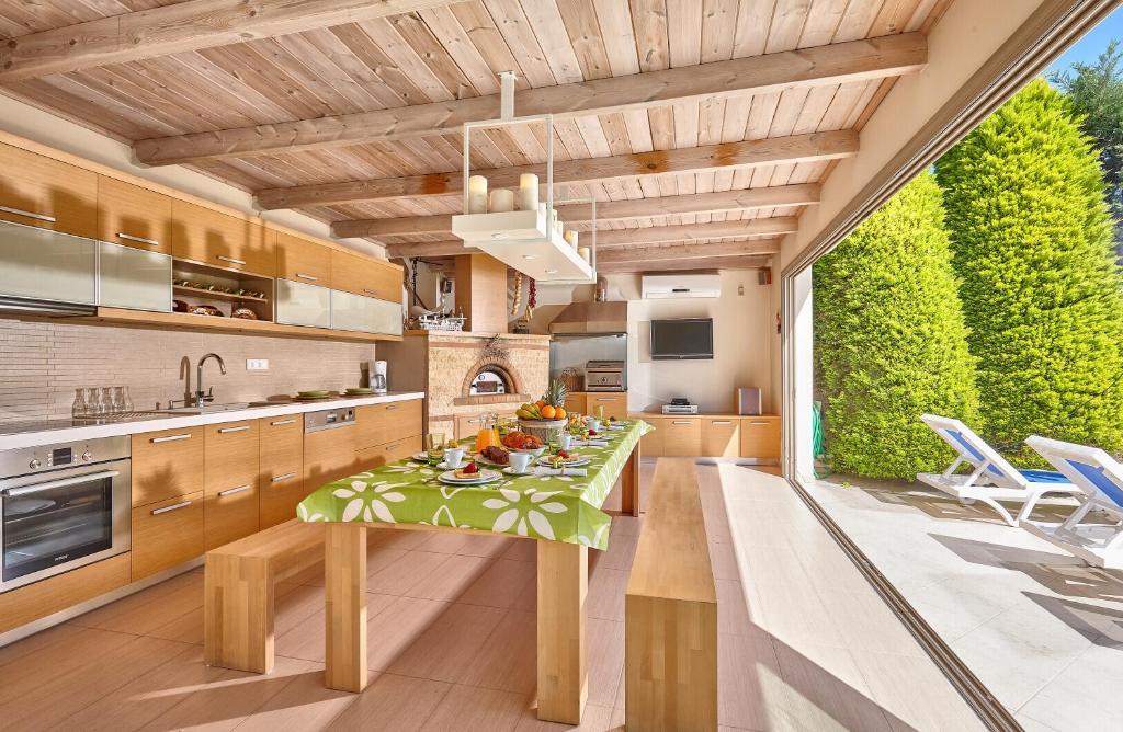 Вилла в Ираклионе, Греция, 300 м² - фото 12