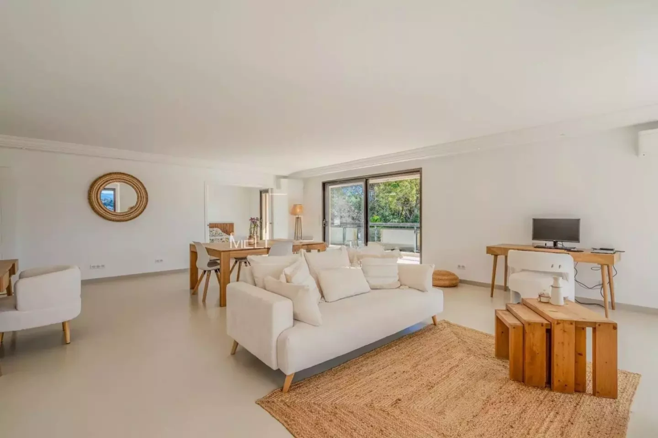 Квартира в Каннах, Франция, 107 м² - фото 8