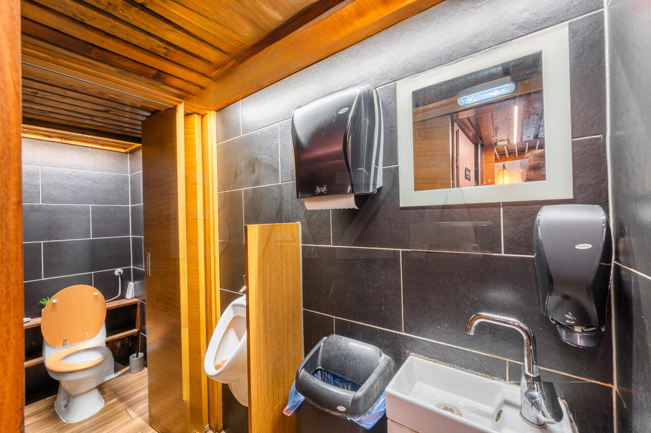 Офис в Любляне, Словения, 111 м² - фото 8