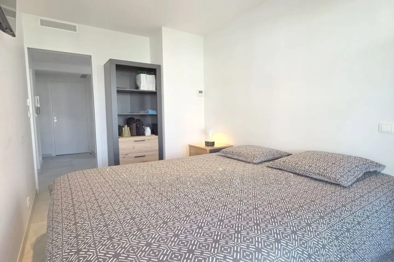 Квартира в Каннах, Франция, 70 м² - фото 10