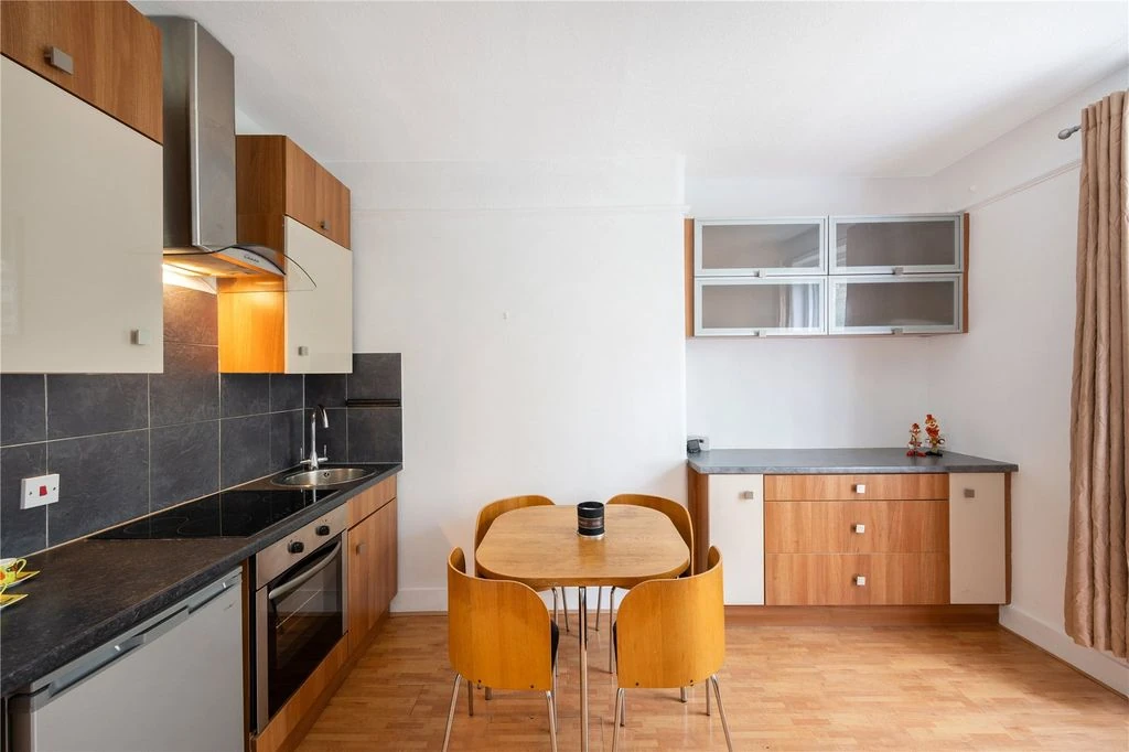 Квартира в Лондоне, Великобритания, 32 м² - фото 11