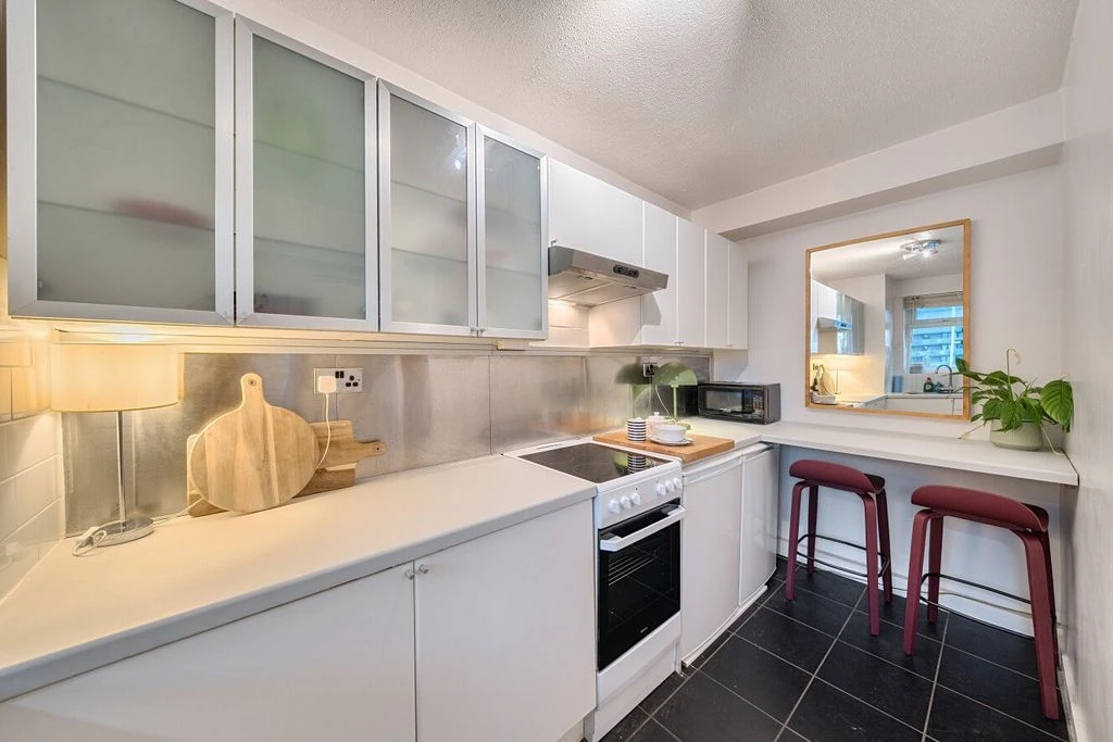 Квартира в Лондоне, Великобритания, 59 м² - фото 11