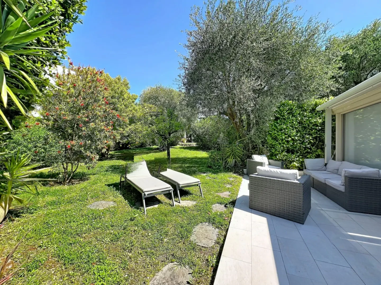 Квартира в Каннах, Франция, 73 м² - фото 11