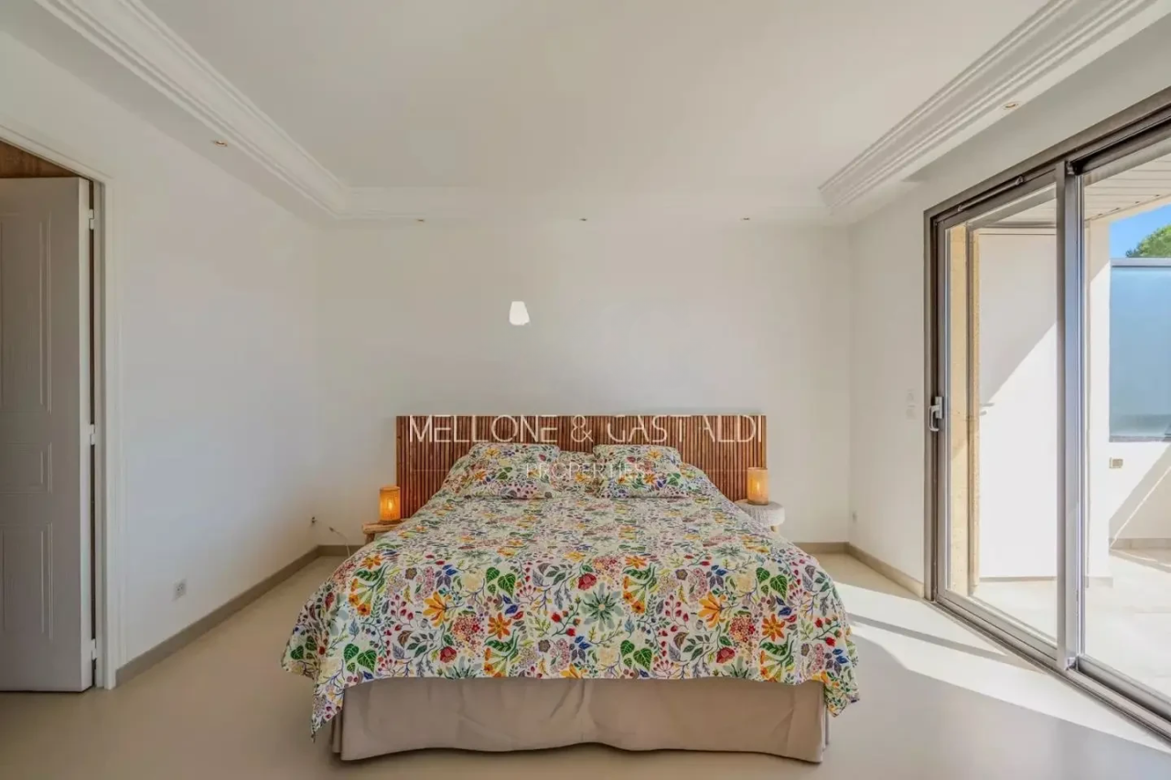 Квартира в Каннах, Франция, 107 м² - фото 14