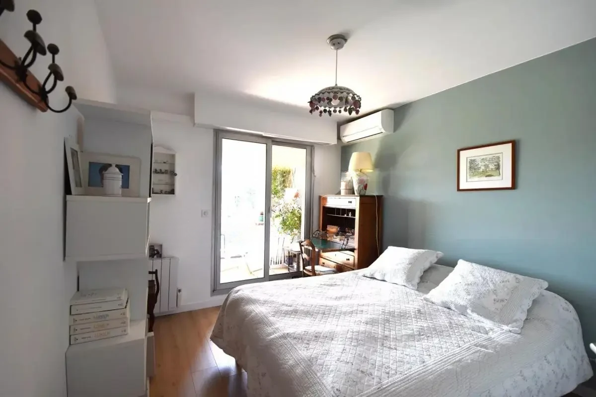 Квартира в Каннах, Франция, 95 м² - фото 17