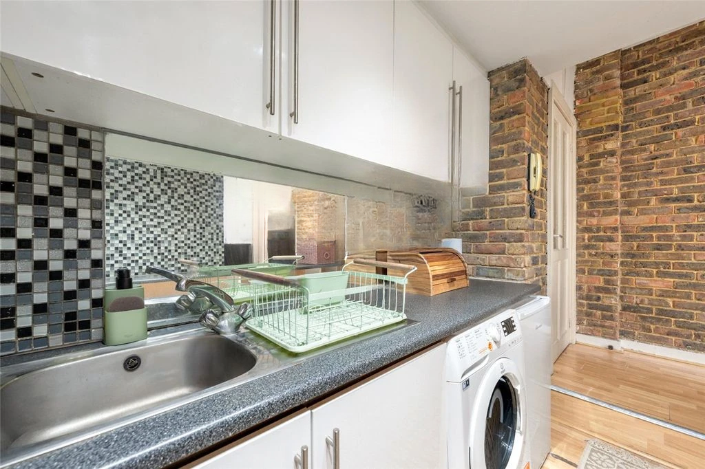 Квартира в Лондоне, Великобритания, 28 м² - фото 1