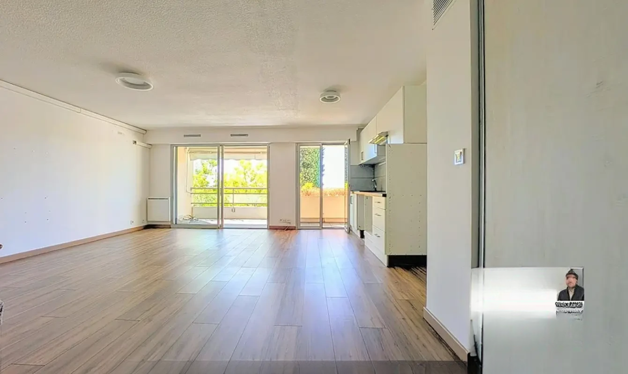 Квартира в Каннах, Франция, 65 м² - фото 1