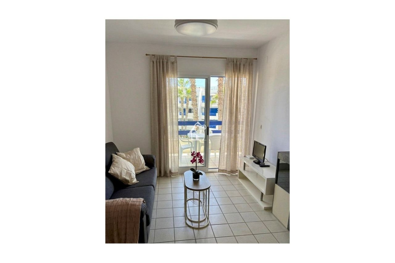 Апартаменты в Ориуэла Коста, Испания, 70 м² - фото 3