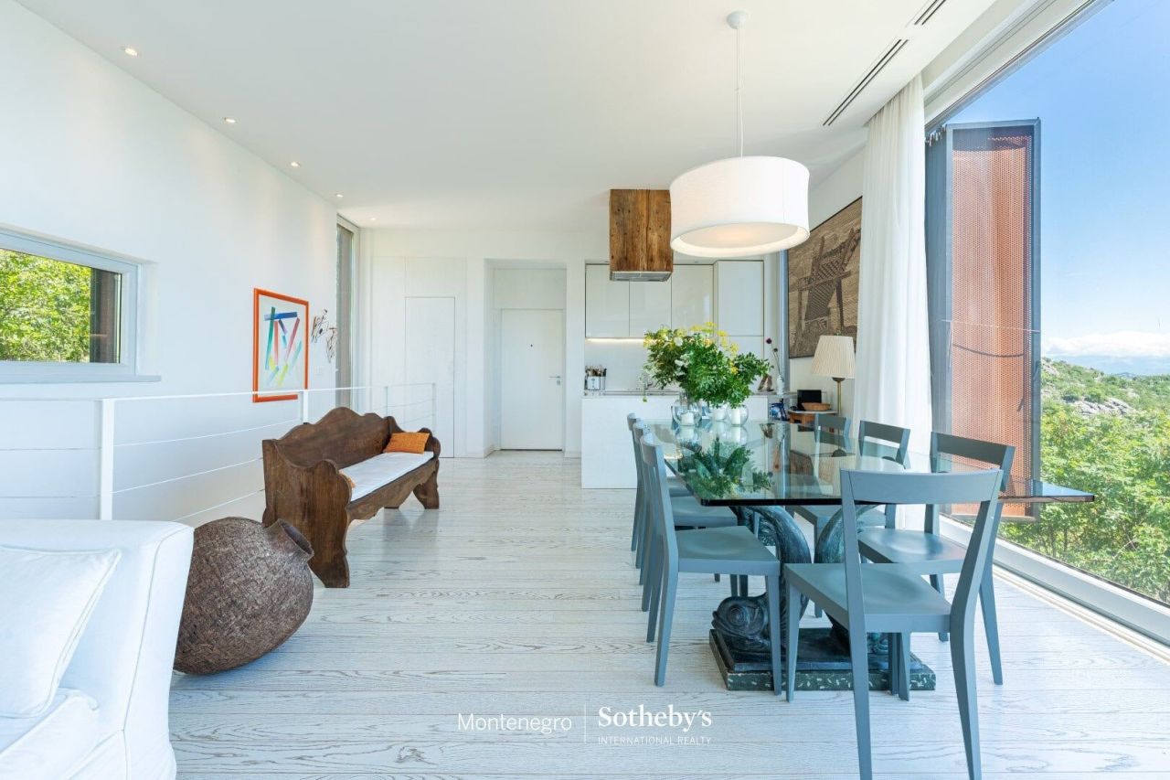 Вилла в Цетине, Черногория, 250 м² - фото 8