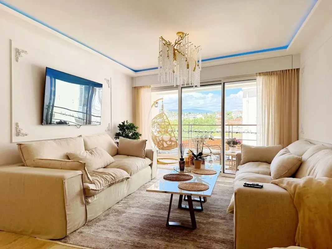 Квартира в Каннах, Франция, 91 м² - фото 2