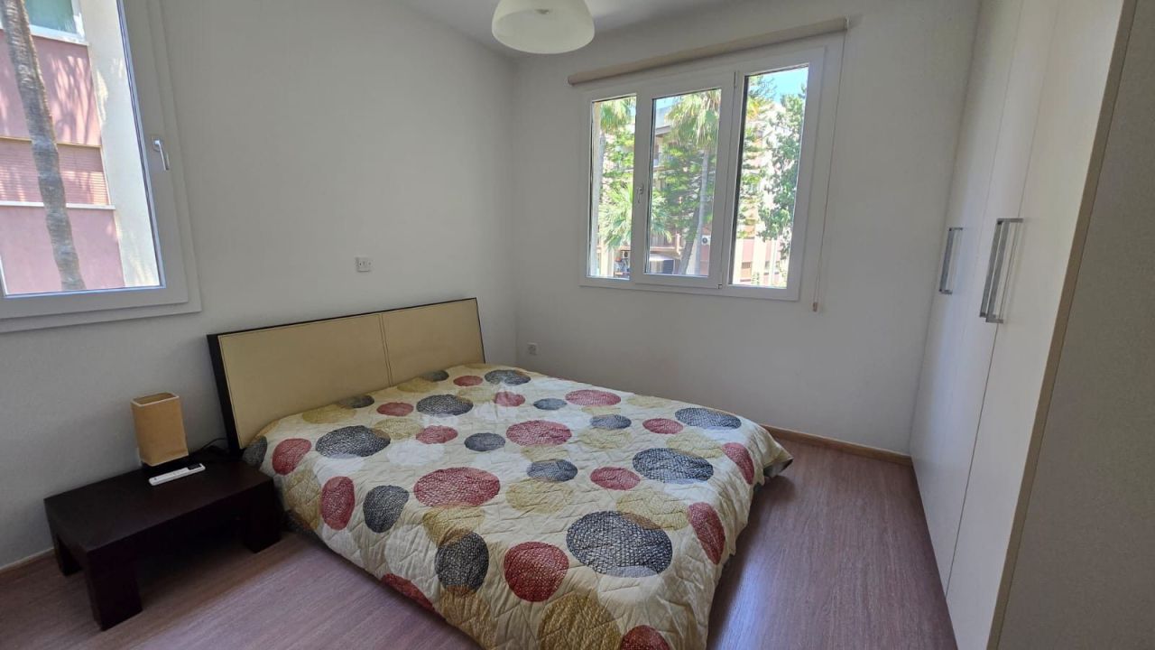 Апартаменты Agios Athanasios - Tourist Area, Кипр, 98 м² - фото 9