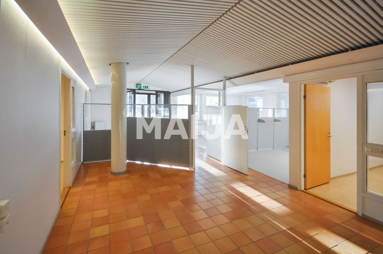 Офис Юлиторнио, Финляндия, 248 м² - фото 9