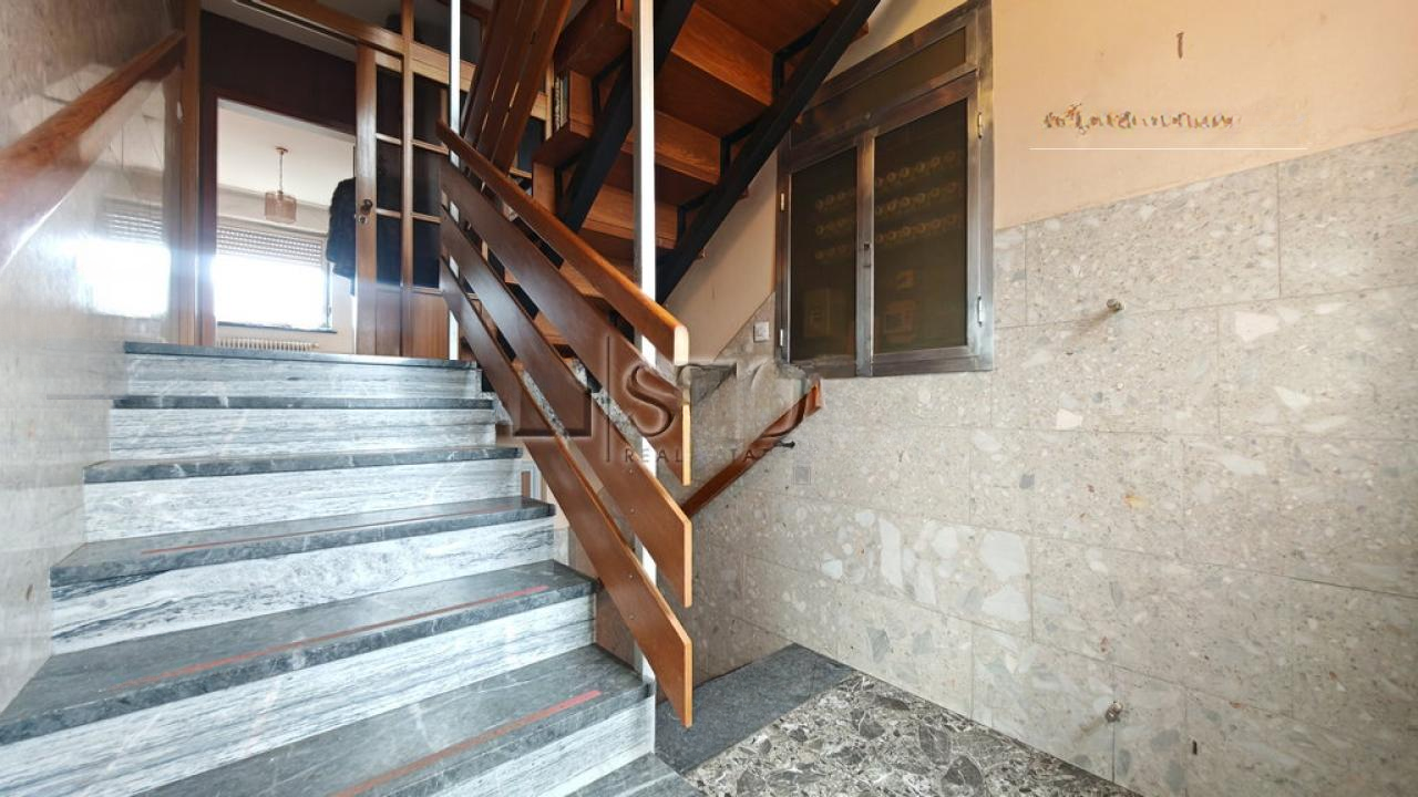Дом в Любляне, Словения, 400 м² - фото 9