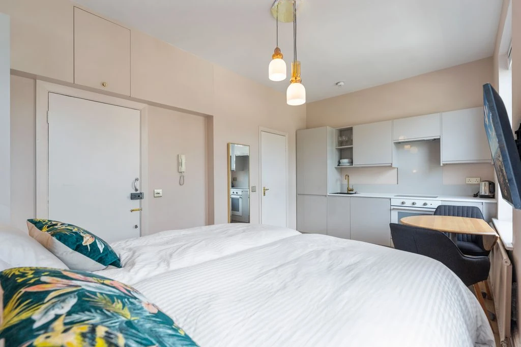 Квартира в Лондоне, Великобритания, 19 м² - фото 9