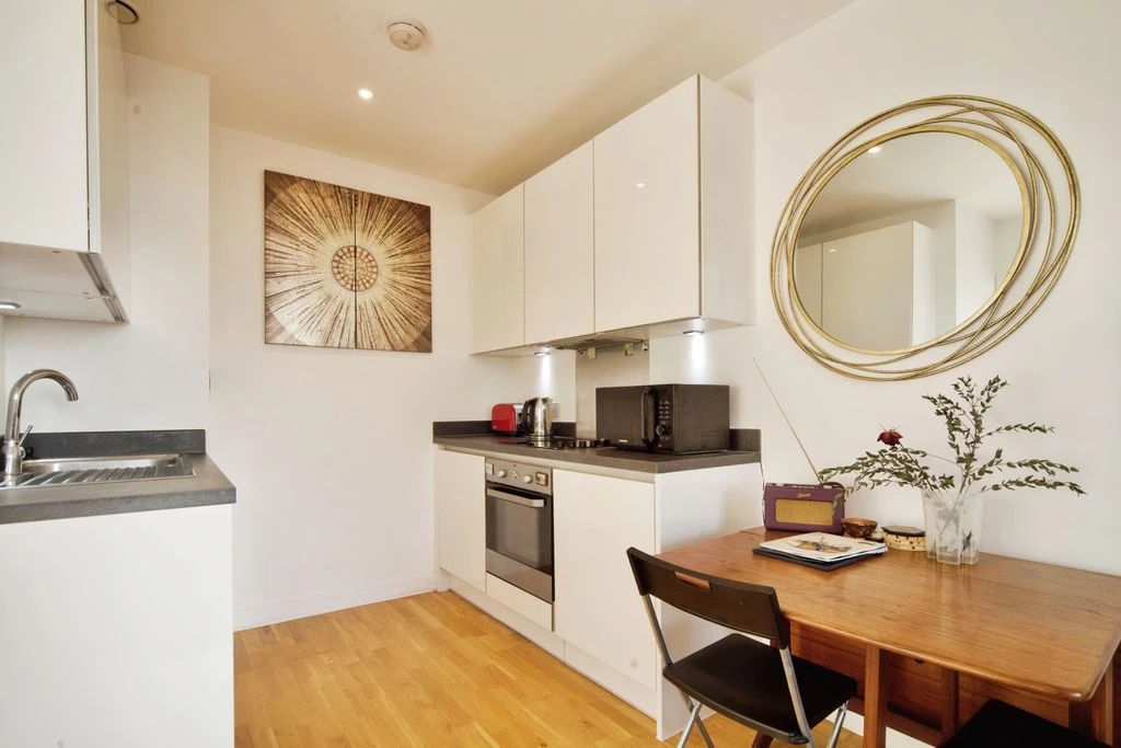 Квартира в Лондоне, Великобритания, 40 м² - фото 13