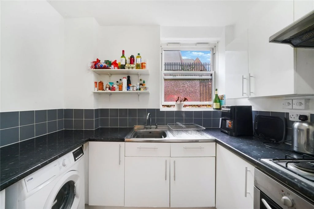 Квартира в Лондоне, Великобритания, 32 м² - фото 13