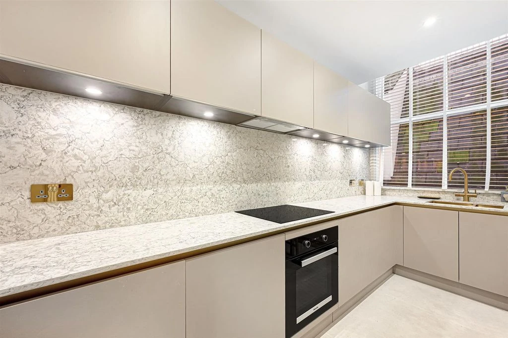Квартира в Лондоне, Великобритания, 85 м² - фото 1