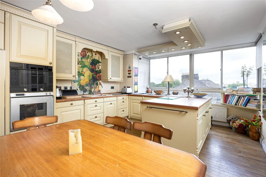 Квартира в Лондоне, Великобритания, 233 м² - фото 1
