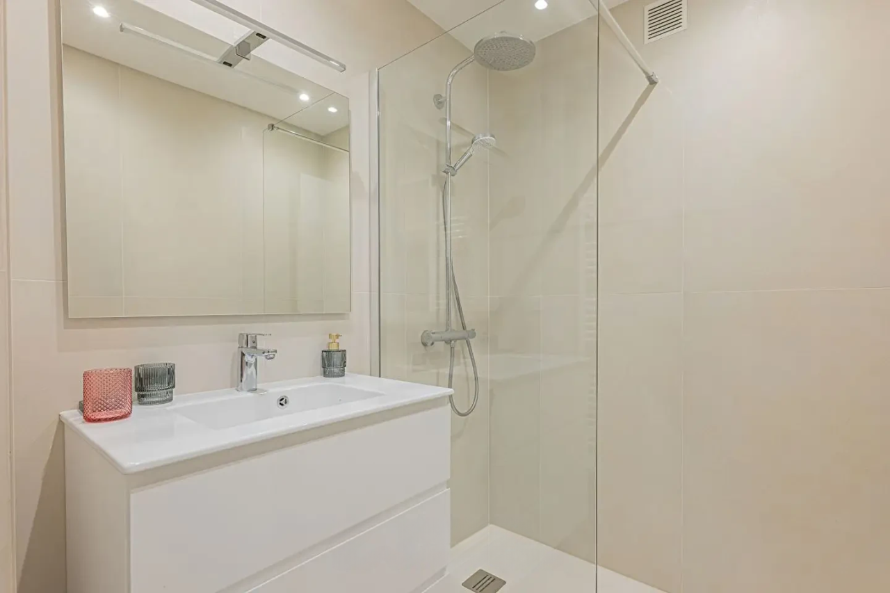 Квартира в Каннах, Франция, 60 м² - фото 3