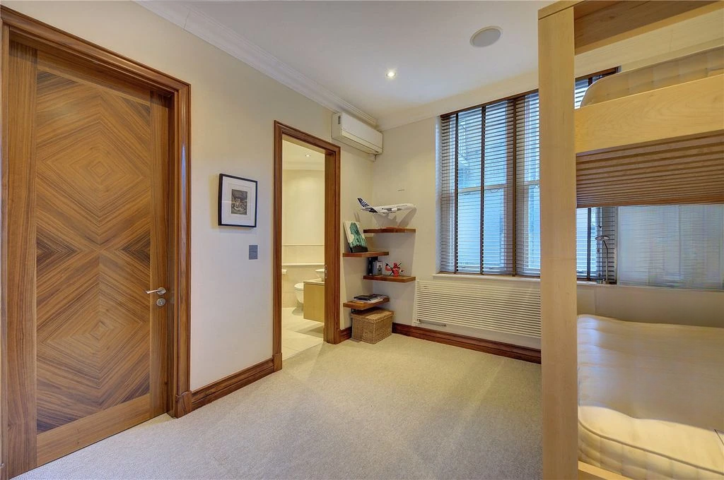 Квартира в Лондоне, Великобритания, 213 м² - фото 4