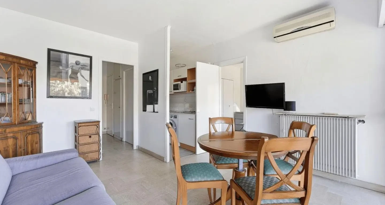 Квартира в Каннах, Франция, 40 м² - фото 8