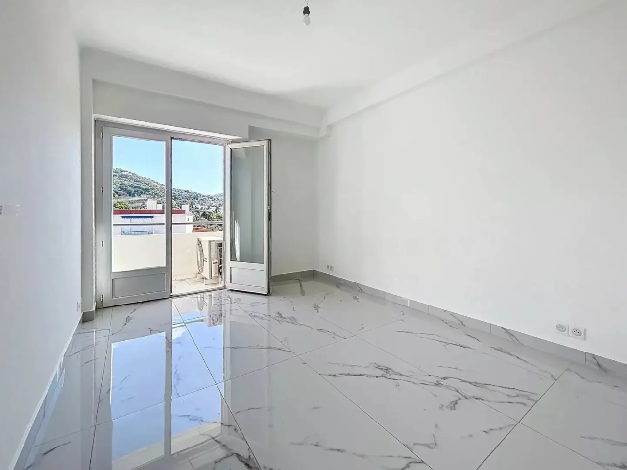 Квартира в Каннах, Франция, 78 м² - фото 11