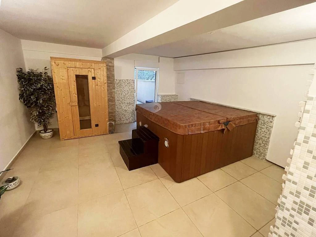 Дом в Опатии, Хорватия, 749 м² - фото 13