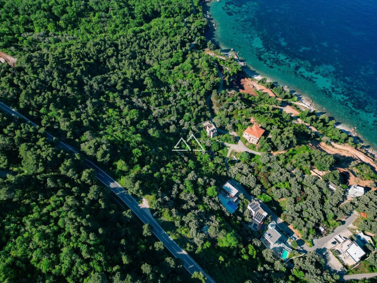 Земля в Святом Стефане, Черногория, 2 389 м² - фото 3